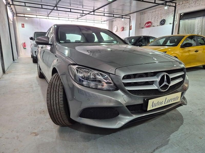 Usado Mercedes C220 Exclusive 170 HP (125 kW) 2015 Cinzento Sedan