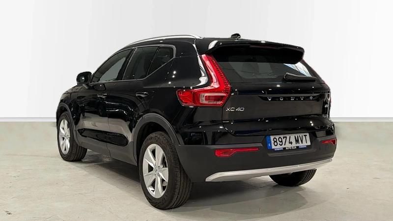Usado Volvo XC40 Core 163 CV (119 kW) 2024 SUV