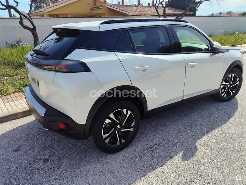 Occasion Peugeot 2008 Allure 130 PK (95 kW) 2021 Wit SUV