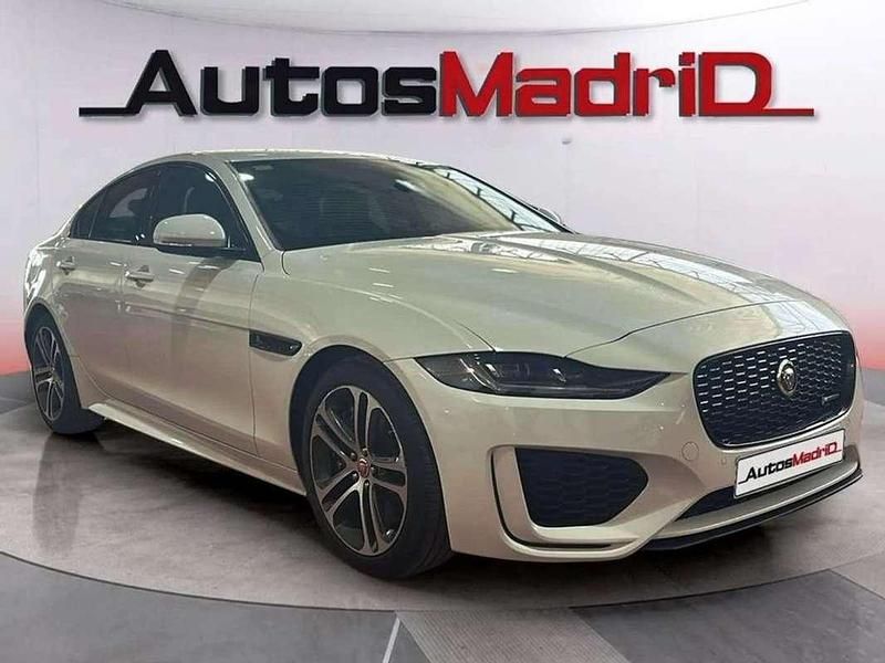 Usado Jaguar XE R-Dynamic 250 CV (183 kW) 2020 Blanco Berlina