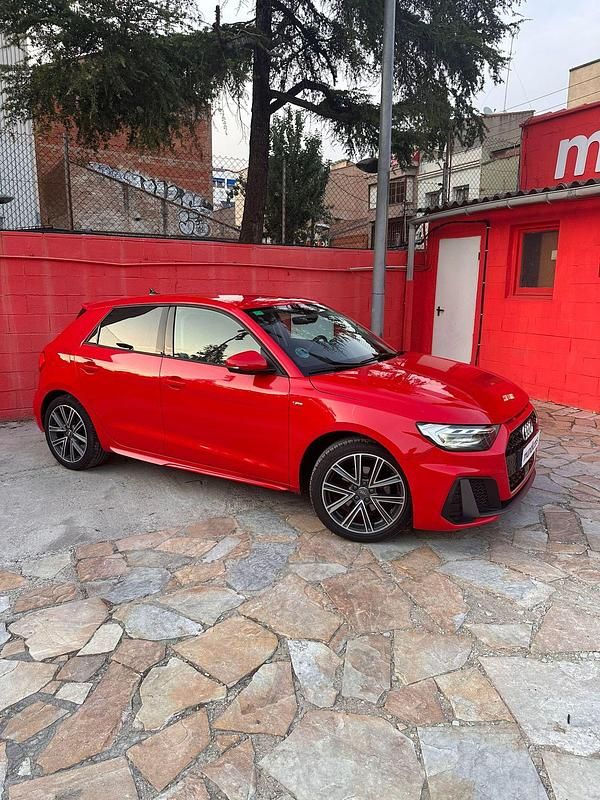 Usado Audi A1 Sportback 151 CV (111 kW) 2019 Rojo Utilitario
