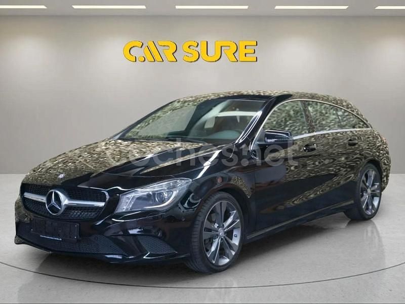 Negro Usado 2016 Mercedes CLA220 Shooting Brake Urban Familiar | 17.490 € (Buen precio) - Imagen 1/4
