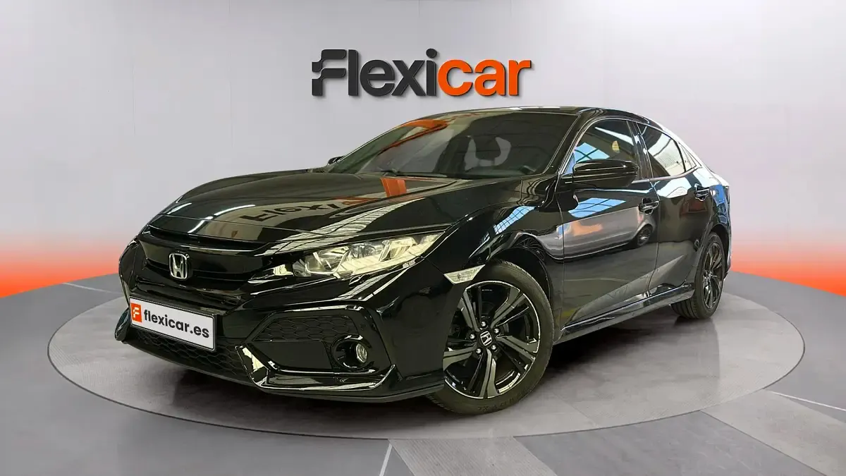 Usado Honda Civic Comfort 129 CV (94 kW) 2019 Negro Berlina