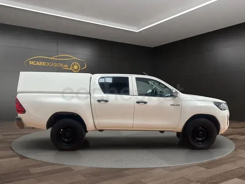 Usado Toyota HiLux 150 CV (110 kW) 2022 Blanco Pickup/Camioneta