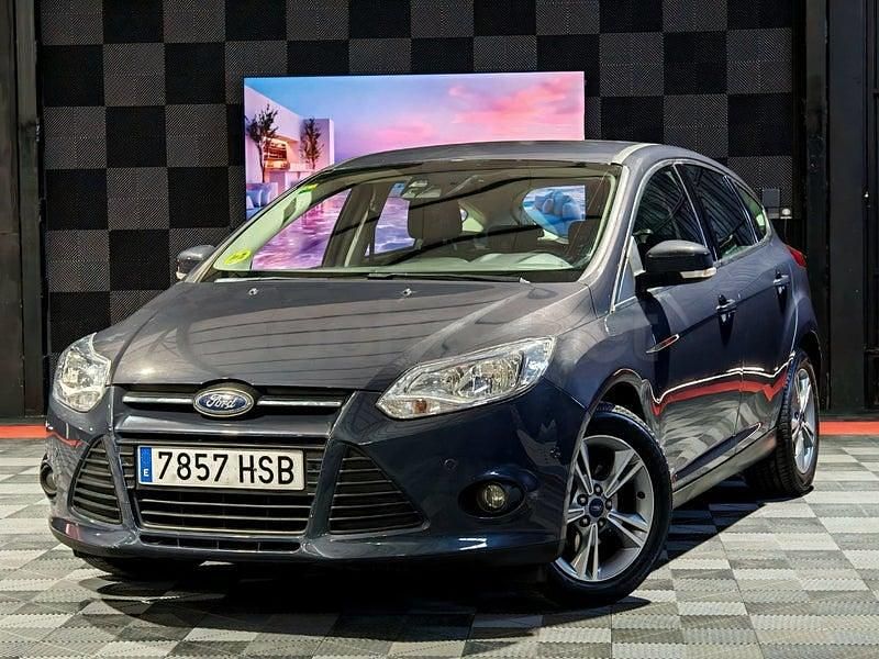 Usado Ford Focus Sport 115 CV (84 kW) 2014 Azul Berlina