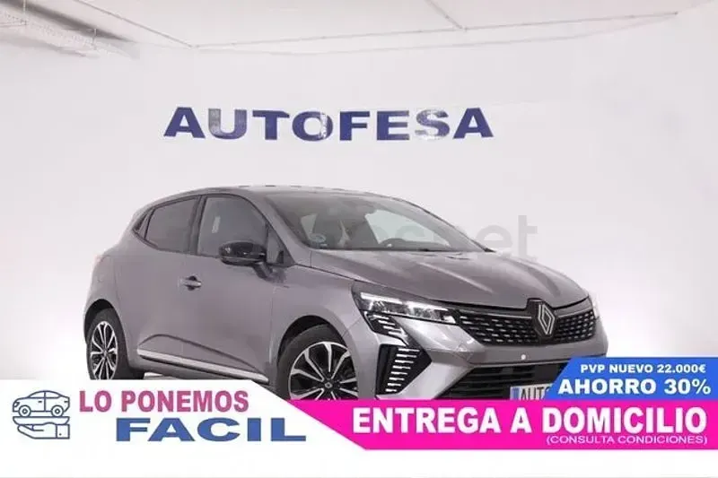 Usado Renault Clio V Techno 90 CV (66 kW) 2025 Gris / plata Berlina