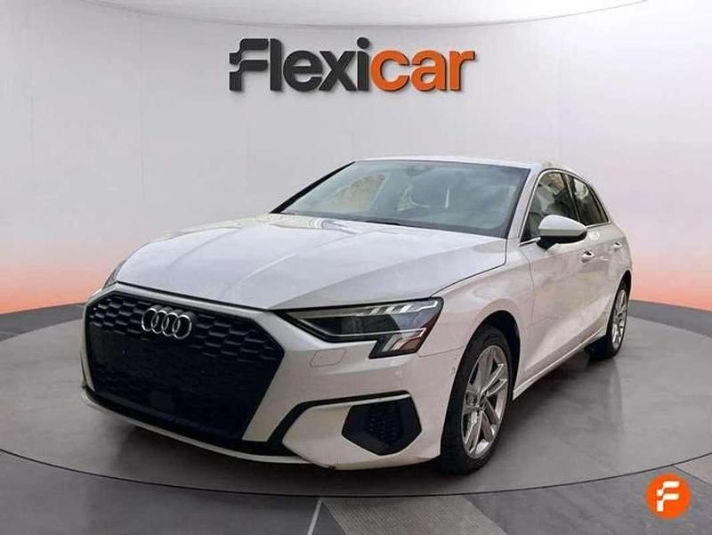 Usado Audi A3 Sportback 116 CV (85 kW) 2021 Blanco Utilitario