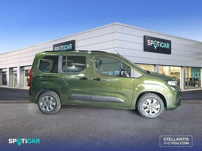 Nuevo Opel Combo S 101 CV (74 kW) 2025 Verde Monovolumen