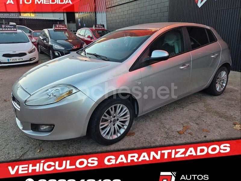 Gris / plata Usado 2009 Fiat Bravo Dynamic Utilitario | 3900 € (Precio justo) - Imagen 1/4
