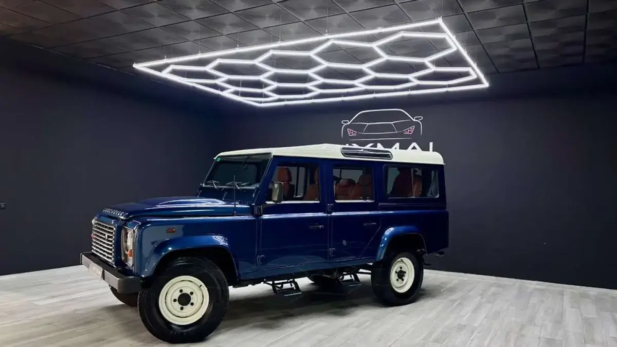 Usado Land Rover Defender SE 122 CV (89 kW) 2007 Azul Familiar