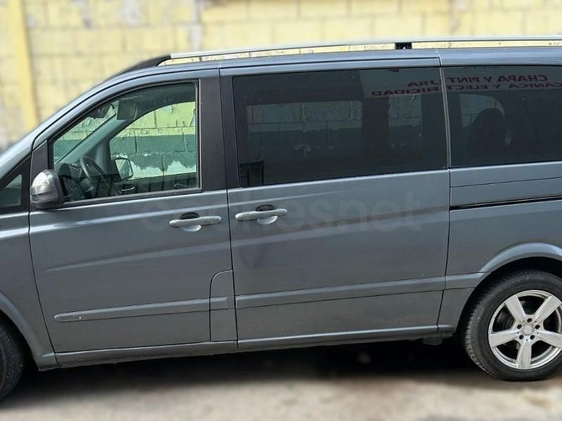 Usado Mercedes Viano 163 CV (119 kW) 2012 Gris / plata Monovolumen