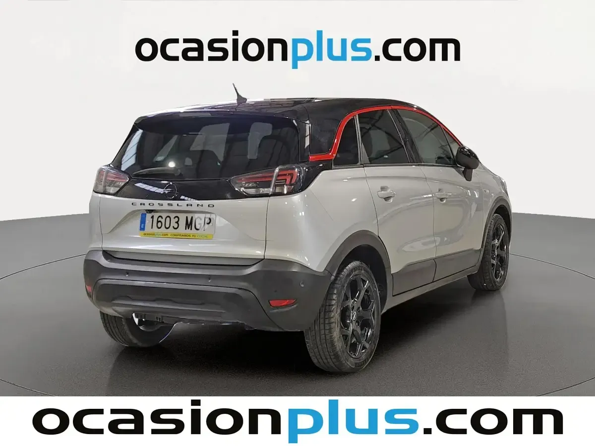 Usado Opel Crossland S 110 CV (80 kW) 2023 Gris plata SUV