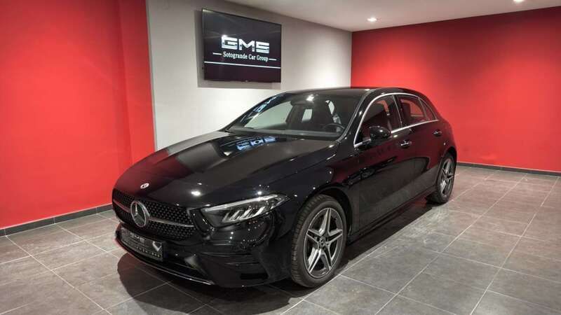 Negro Usado 2024 Mercedes A250 Advanced Utilitario | 38.500 € (Caro) - Imagen 1/4