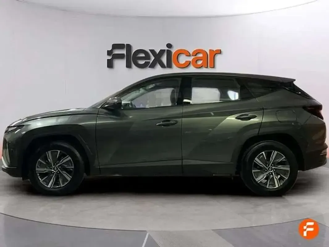 Usado Hyundai Tucson 150 HP (110 kW) 2023 Cinzento SUV