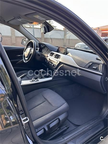 Usado BMW 318 143 CV (105 kW) 2014 Negro Familiar