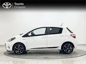 Usado Toyota Yaris Hybrid 100 CV (73 kW) 2018 Blanco