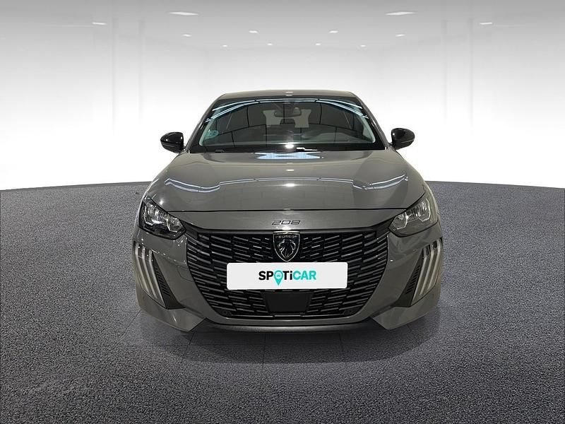 Usado Peugeot 208 Allure 101 CV (74 kW) 2025 Gris Utilitario