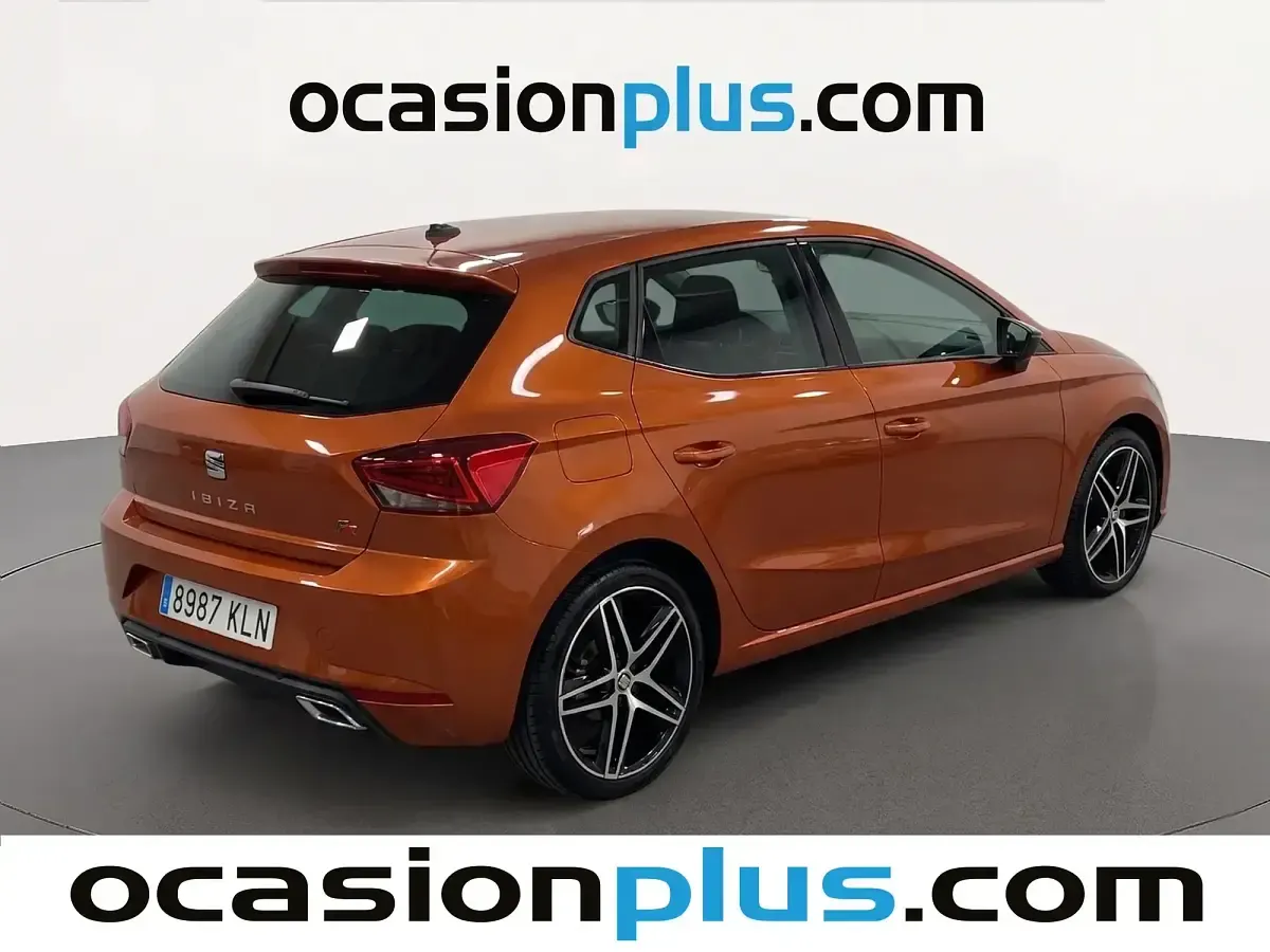 Usado Seat Ibiza FR 115 CV (84 kW) 2018 Naranja Utilitario