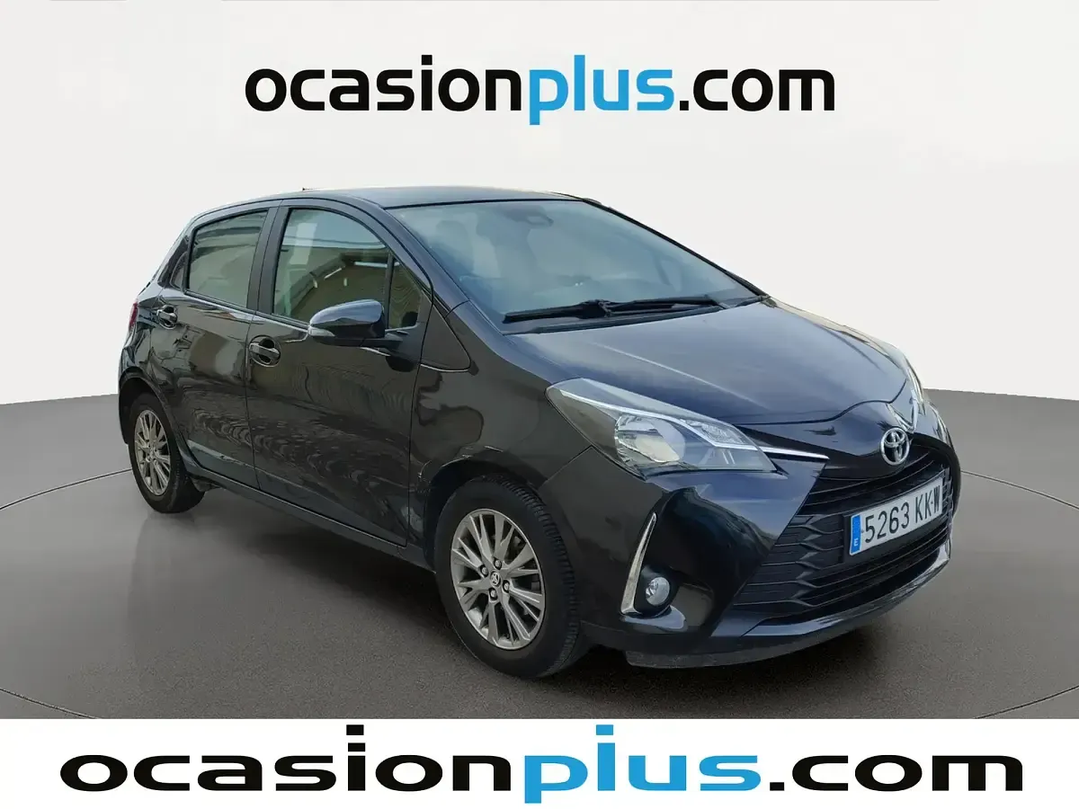 Usado Toyota Yaris City 69 CV (50 kW) 2018 Negro
