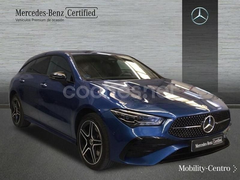 Usado Mercedes CLA250e Shooting Brake 218 CV (160 kW) 2024 Azul Familiar