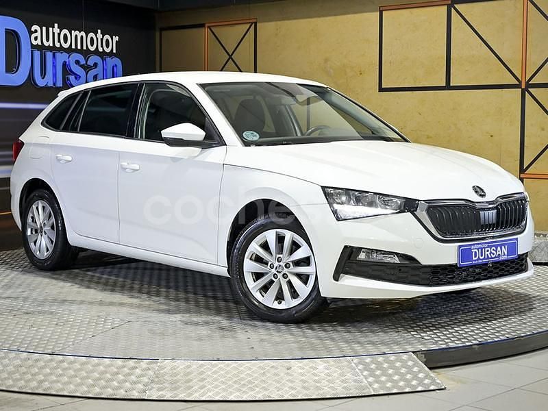 Usado Skoda 110 R Ambition 110 CV (80 kW) 2023 Blanco Berlina