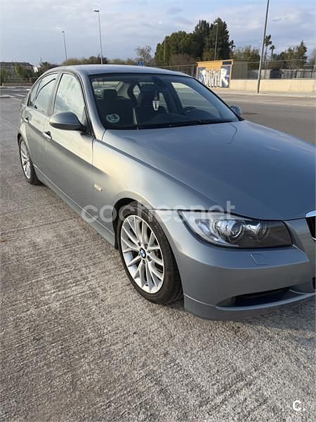 Usado BMW 320 163 CV (119 kW) 2005 Azul Berlina