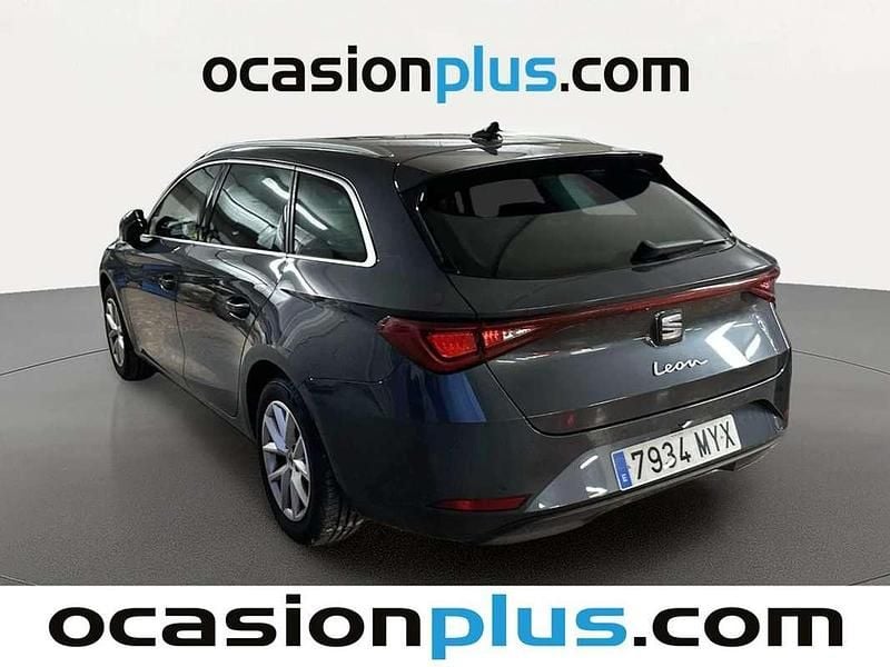 Usado Seat Leon ST Style 116 CV (85 kW) 2025 Gris Familiar