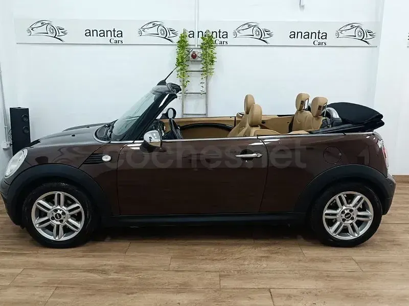 Usado Mini One Cabriolet 98 CV (72 kW) 2011 Marrón Descapotable