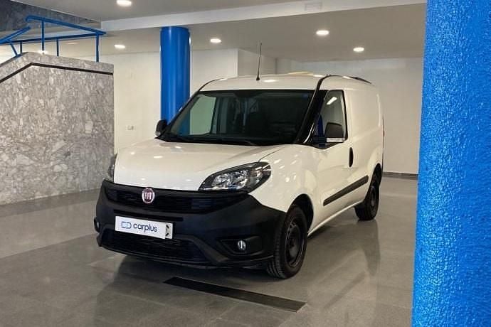 Usado Fiat Doblò 95 CV (69 kW) 2020 Monovolumen