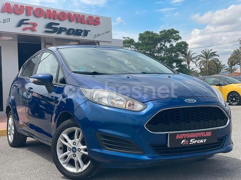 Azul Usado 2016 Ford Fiesta Trend Berlina | 8900 € (Un poco caro) - Imagen 1/4