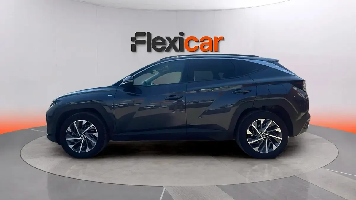 Usado Hyundai Tucson 136 CV (100 kW) 2022 Gris SUV
