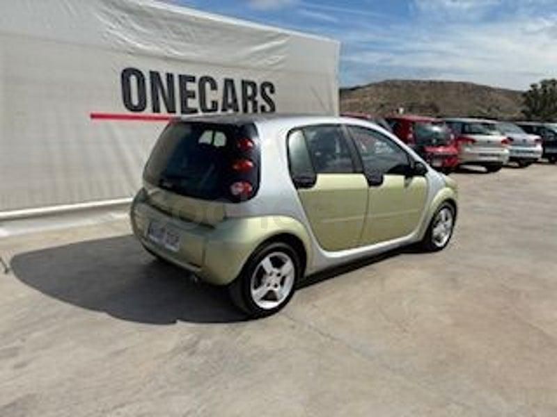 Usado Smart ForFour Passion 95 CV (69 kW) 2005 Gris / plata Utilitario