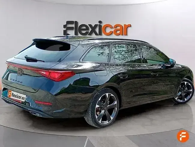 Käytetty Cupra Leon 150 HP (110 kW) 2024 Musta