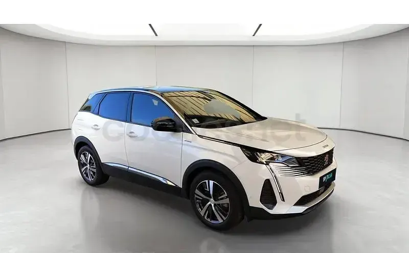 Usado Peugeot 3008 Allure 225 CV (165 kW) 2022 Blanco SUV