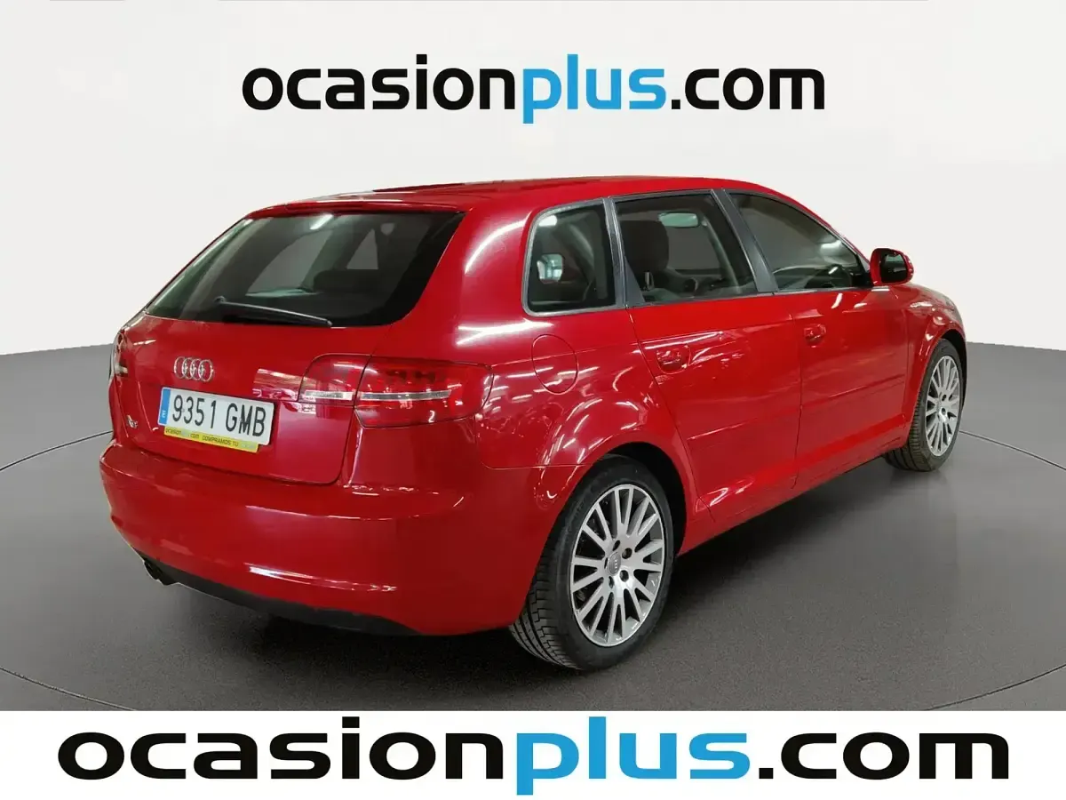 Usado Audi A3 Sportback Ambiente 125 CV (91 kW) 2009 Rojo Utilitario