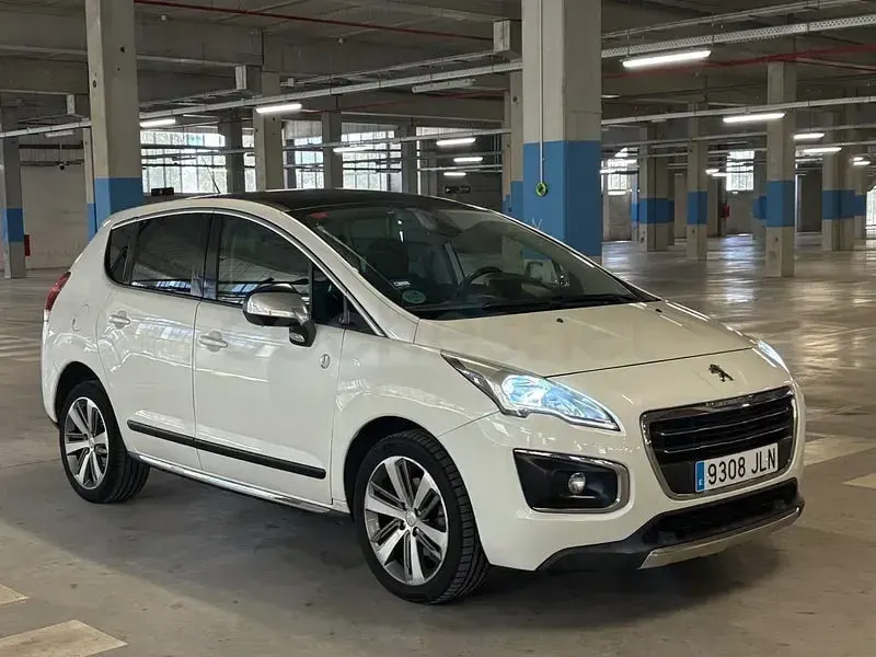 Usado Peugeot 3008 Style 150 CV (110 kW) 2016 Blanco Berlina
