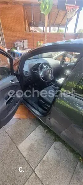 Usado Opel Corsa Cosmo 85 CV (62 kW) 2011 Negro Utilitario