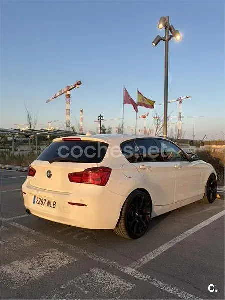 Usado BMW 120 Comfort Edition 184 CV (135 kW) 2017 Blanco Berlina