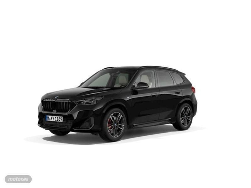Negro Usado 2024 BMW 120 Comfort Edition Utilitario | 46.950 € - Imagen 1/4
