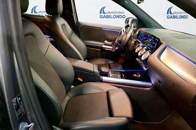 Usado Mercedes GLA250 218 CV (160 kW) 2020 Gris / plata SUV