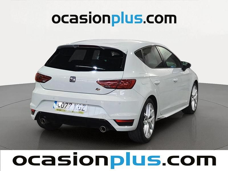 Usado Seat Leon FR 184 CV (135 kW) 2018 Blanco