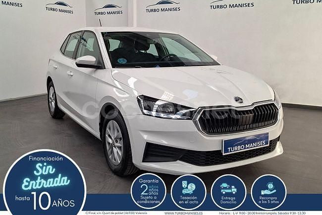 Usado Skoda Fabia 80 CV (58 kW) 2022 Blanco Berlina
