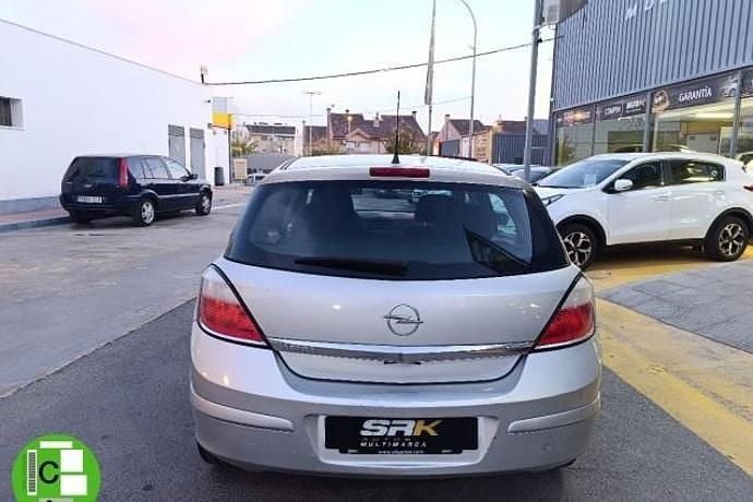 Usado Opel Astra Enjoy 90 CV (66 kW) 2006