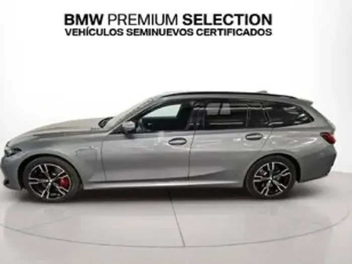 Usado BMW 330e Comfort Edition 292 CV (214 kW) 2025 Gris Familiar