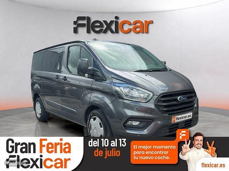 Gris Usado 2022 Ford Tourneo Trend Monovolumen | 32.990 € (Precio justo) - Imagen 1/4