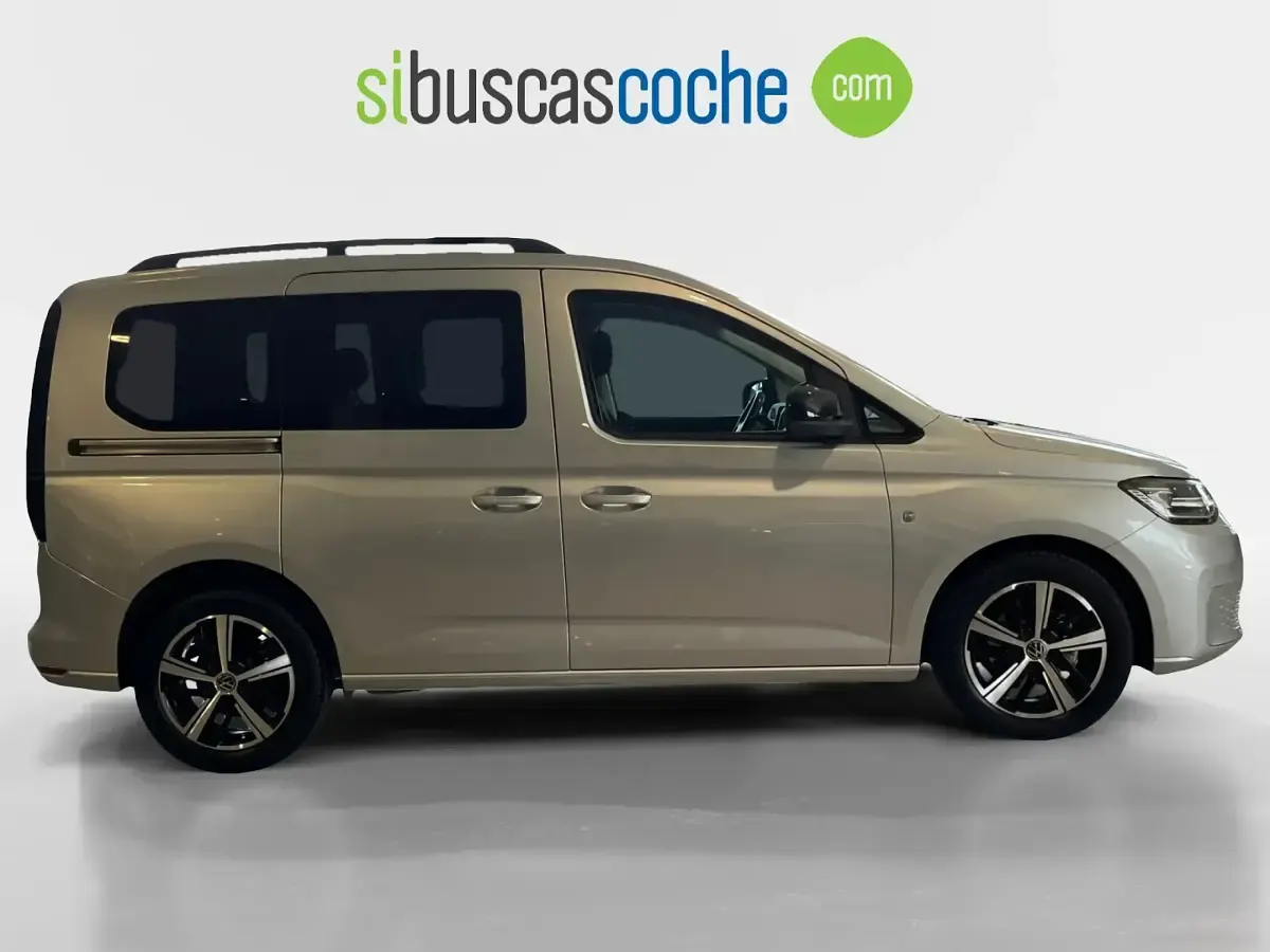 Usado VW Caddy 102 CV (75 kW) 2021 Blanco Monovolumen