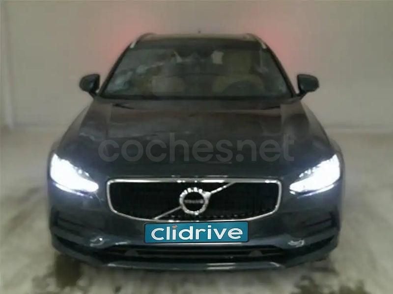 Usado Volvo V90 Momentum 190 CV (139 kW) 2020 Azul Familiar