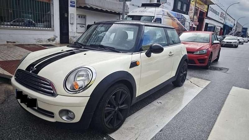 Usado Mini Cooper 122 CV (89 kW) 2010 Blanco Utilitario