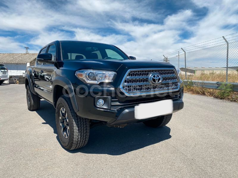 Usado Toyota HiLux 150 CV (110 kW) 2017 Negro Pickup/Camioneta