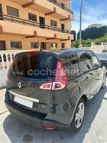 Usado Renault Scenic E-Tech 105 CV (77 kW) 2011 Negro Monovolumen